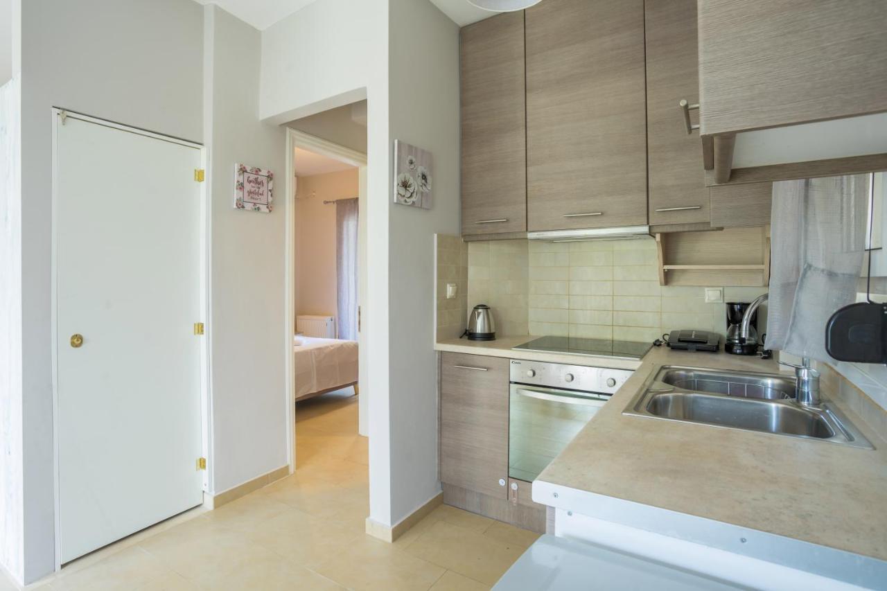 Irida'S Guesthouse Nikiána Eksteriør bilde